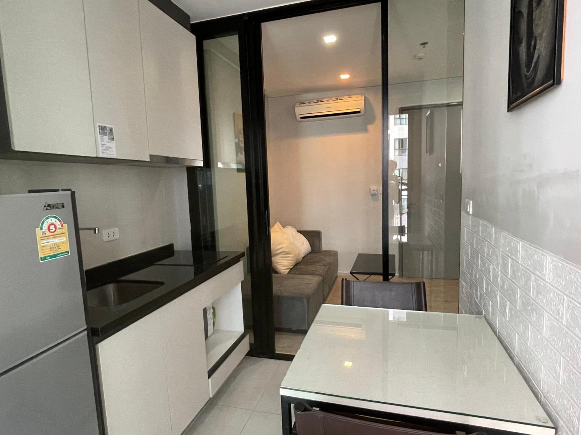 The Base Pattaya By Feng Apartman Kültér fotó